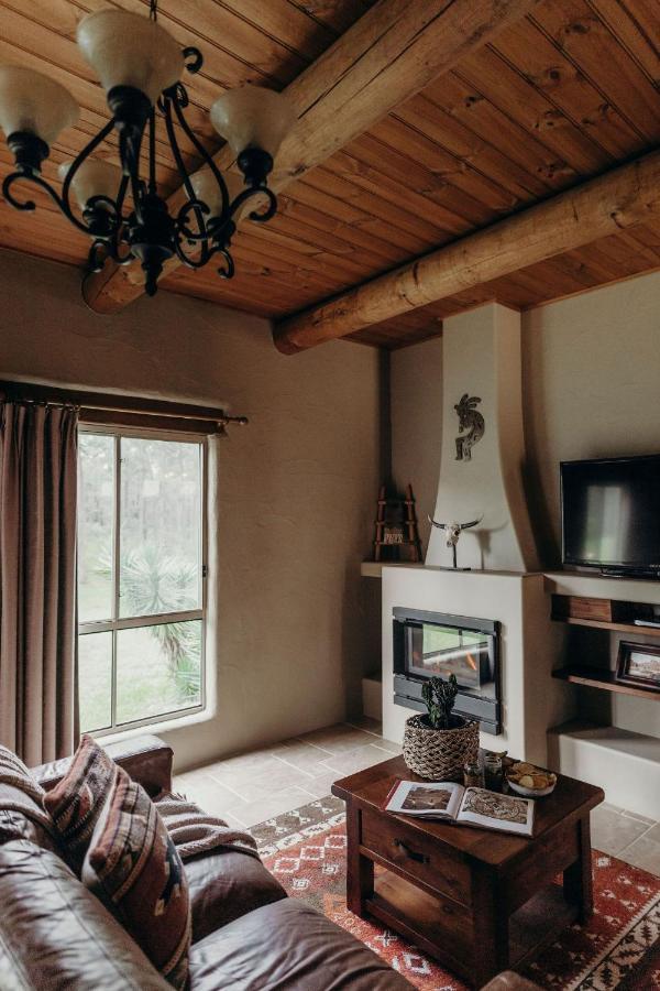 Casa La Vina Pokolbin - Romantic Villas With Outdoor Hot Tubs And Fireplaces Buitenkant foto