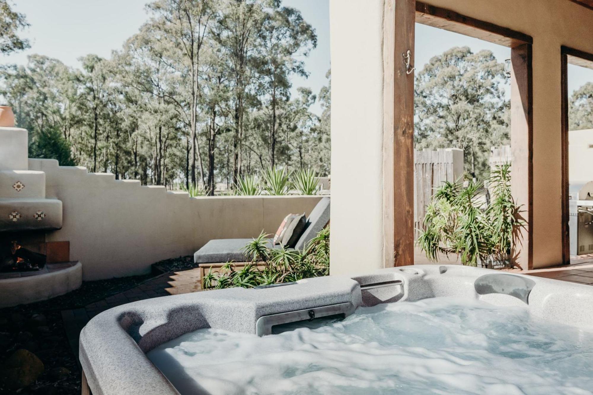 Casa La Vina Pokolbin - Romantic Villas With Outdoor Hot Tubs And Fireplaces Buitenkant foto